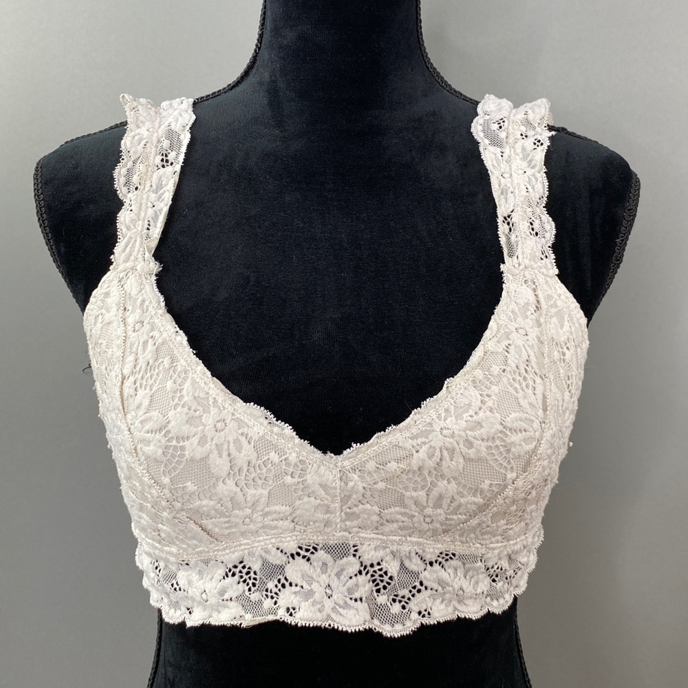 Ivory Lace Altar’d State Bralette Size M/L